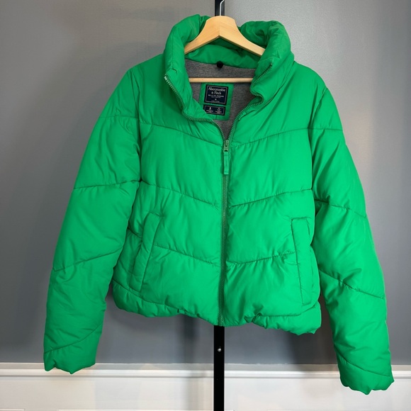 Abercrombie & Fitch Jackets & Blazers - Abercrombie & Fitch Green Cropped Puffer Jacket Zip Quilted Medium